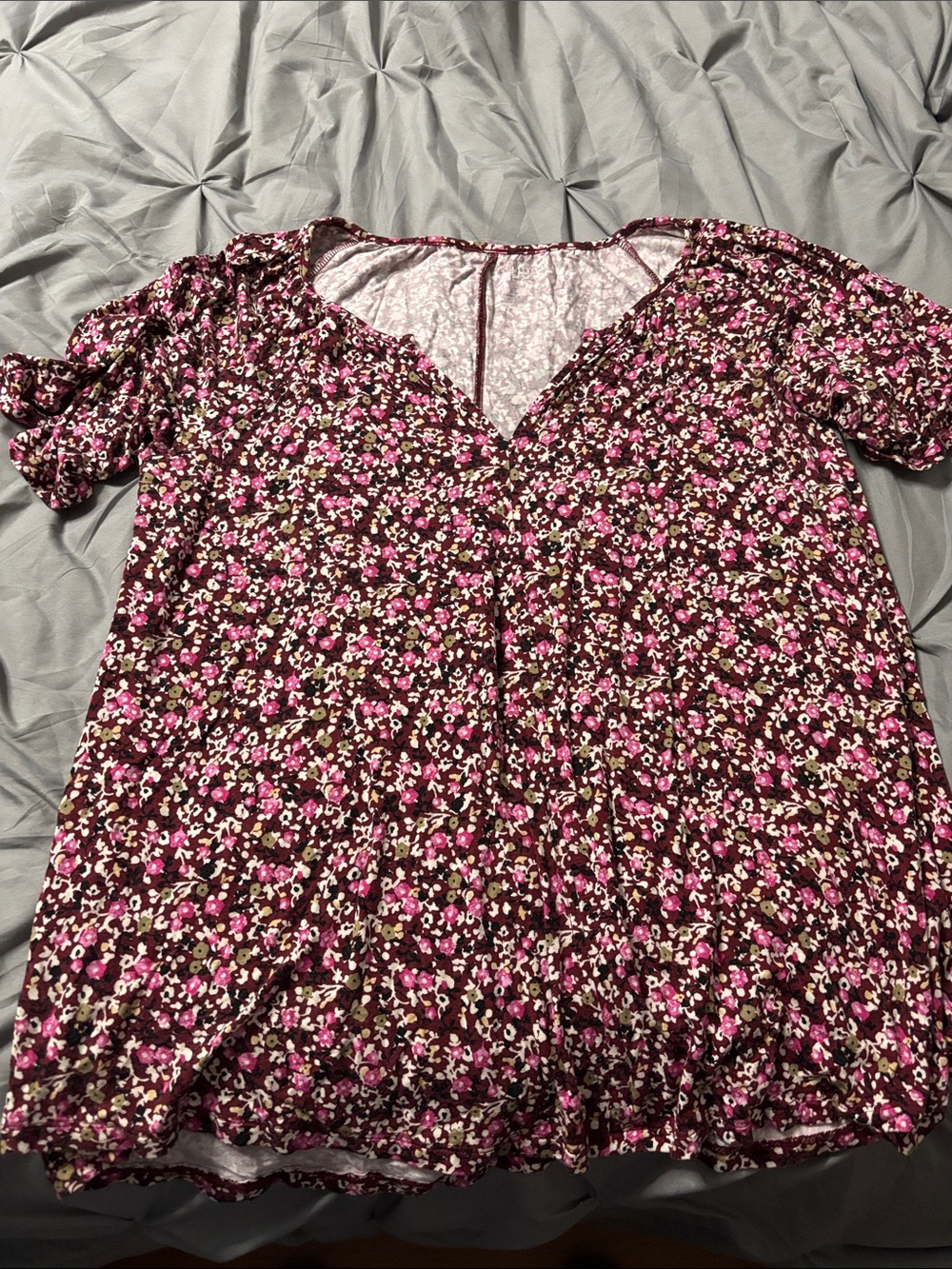 Lane Bryant Burgundy Floral V-Neck Short Sleeve Top